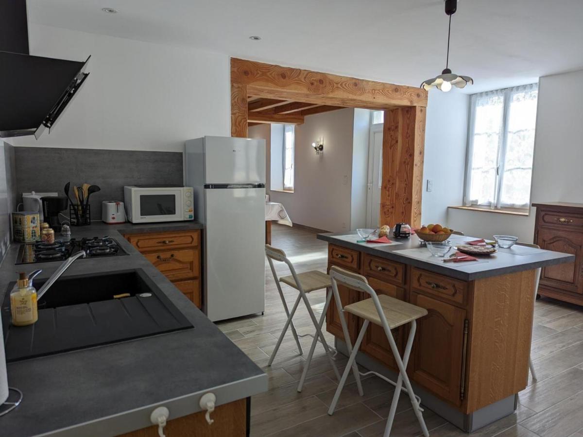 Maison Lumineuse Avec Cour Privative, Proche Sites Culturels, Tout Confort, Equipe Bebe, Wifi Inclus - Fr-1-653-98 Puyreaux Exteriör bild