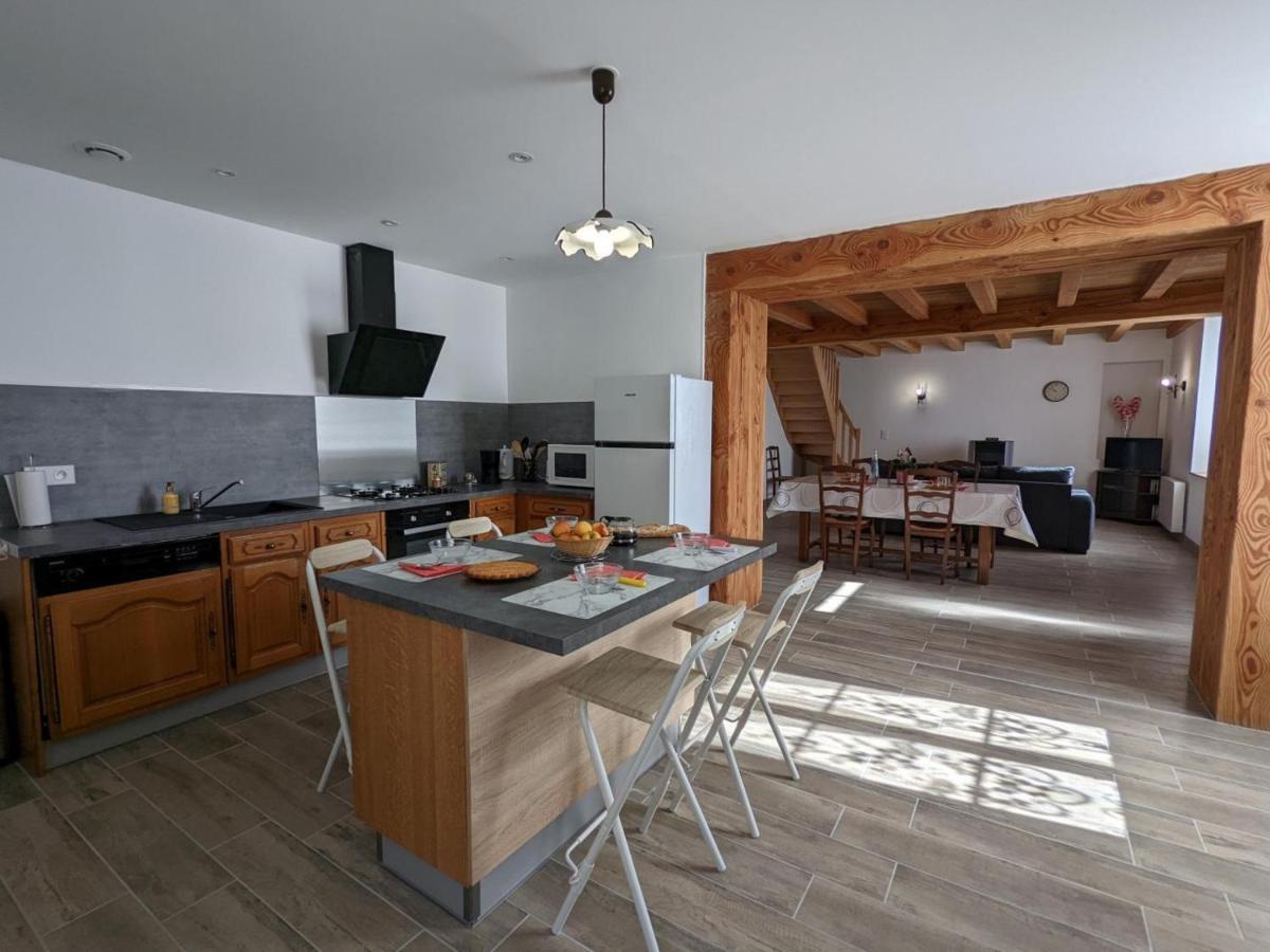 Maison Lumineuse Avec Cour Privative, Proche Sites Culturels, Tout Confort, Equipe Bebe, Wifi Inclus - Fr-1-653-98 Puyreaux Exteriör bild